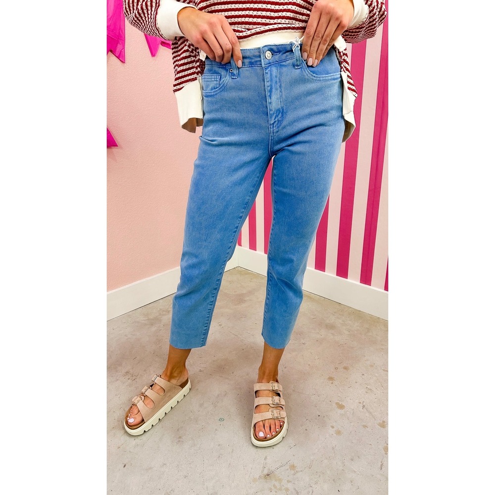 Zenana Straight Leg Jeans Womens L Light Blue New Raw Hem High Rise Denim